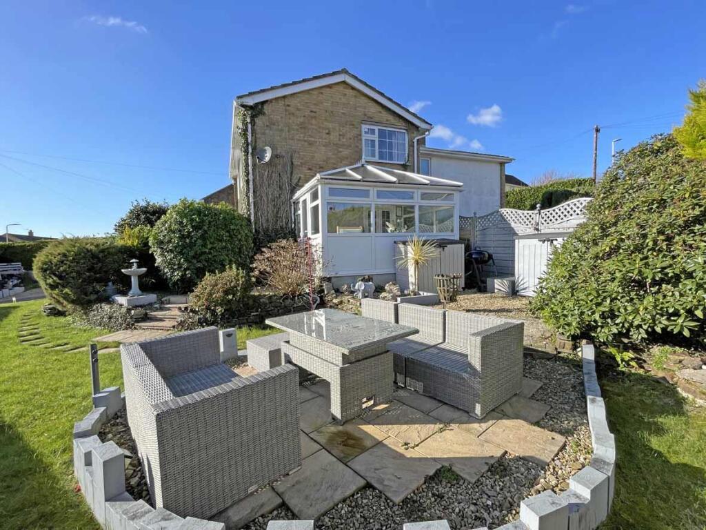 Drax Gardens 23 Garden 3.jpg