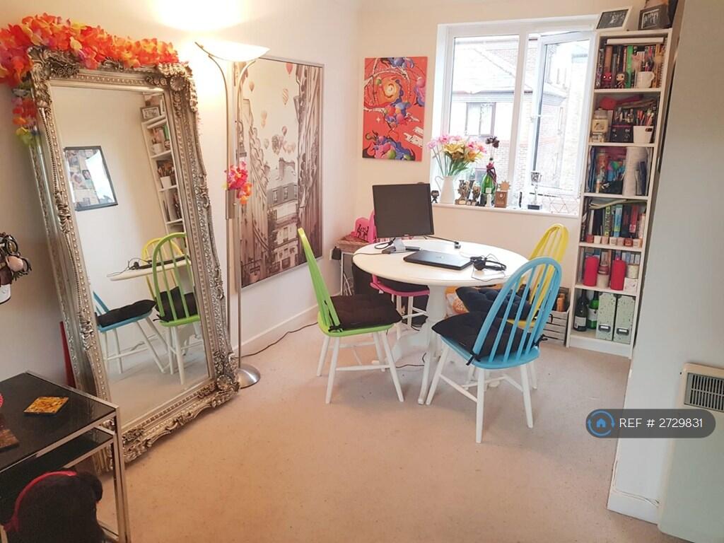 Open Plan Living/ Dining Area