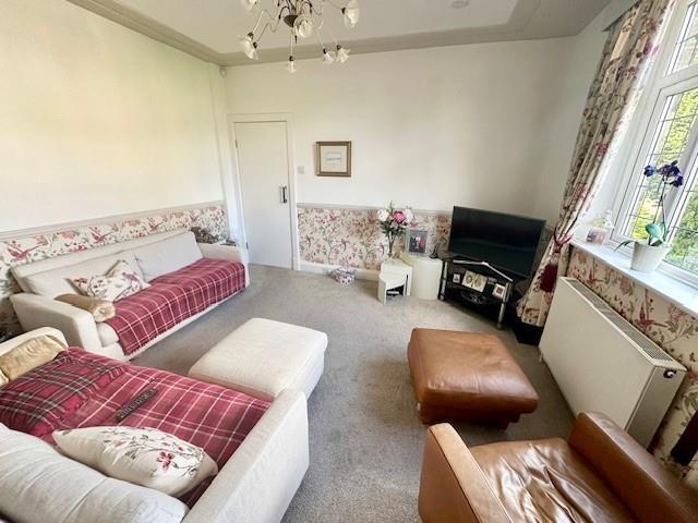 living room B 1.jpg