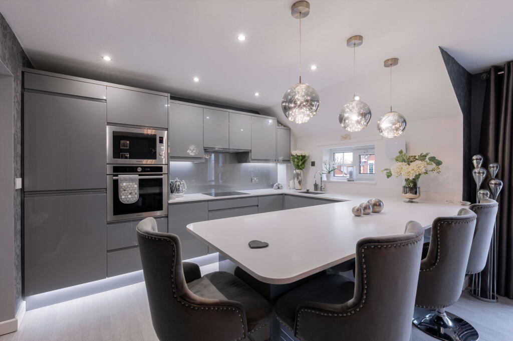 Auberge House, Canada Street, Heaviley, Stockport SK2 6EJ