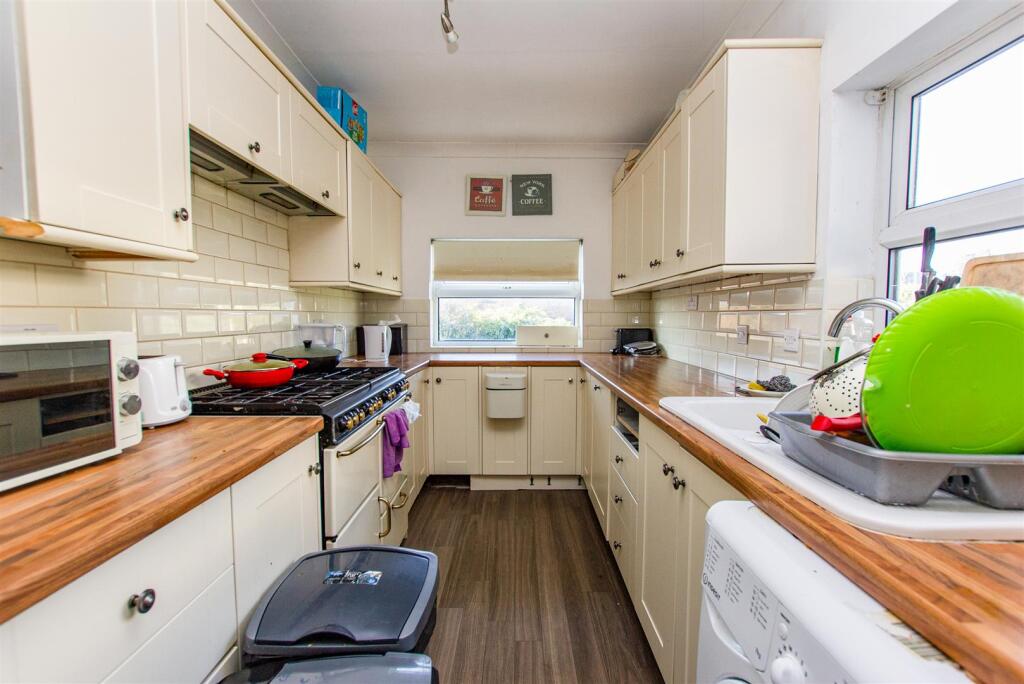 Communal Kitchen