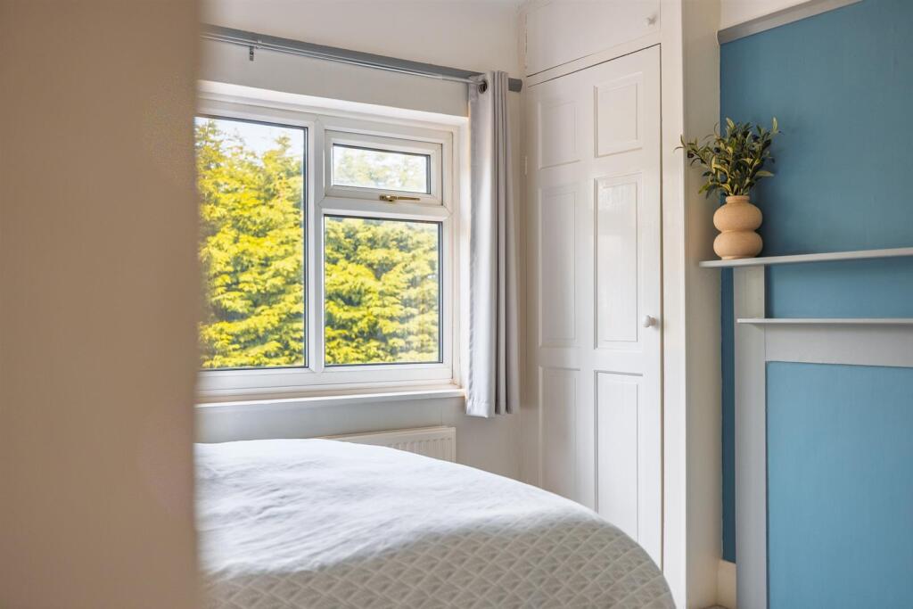 44 Hillfield Drive-38.jpg