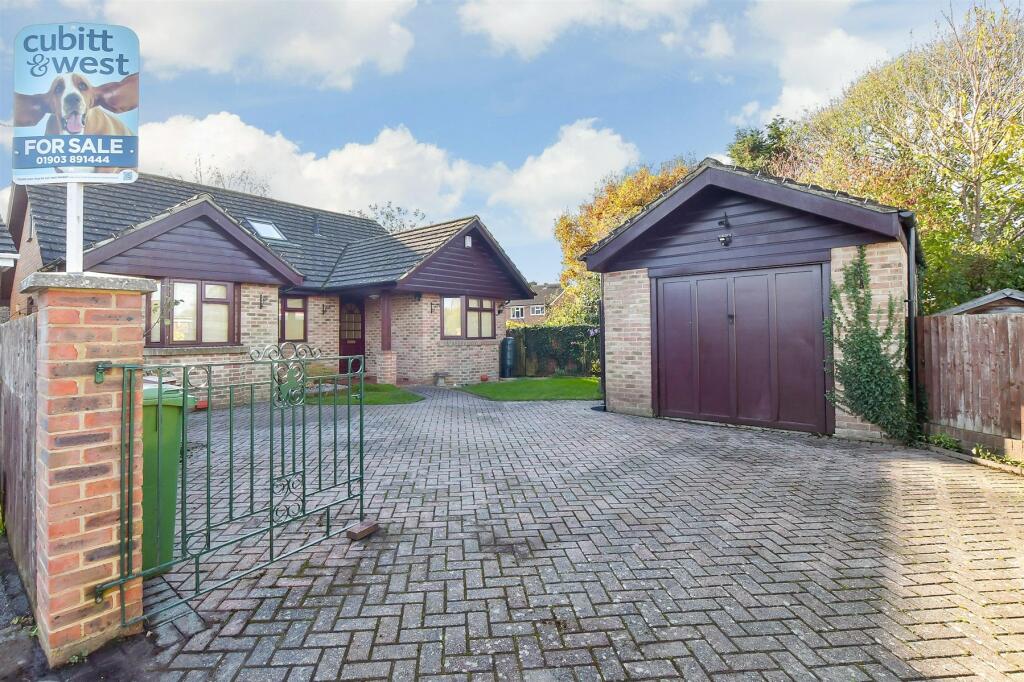 Driveway/Parking