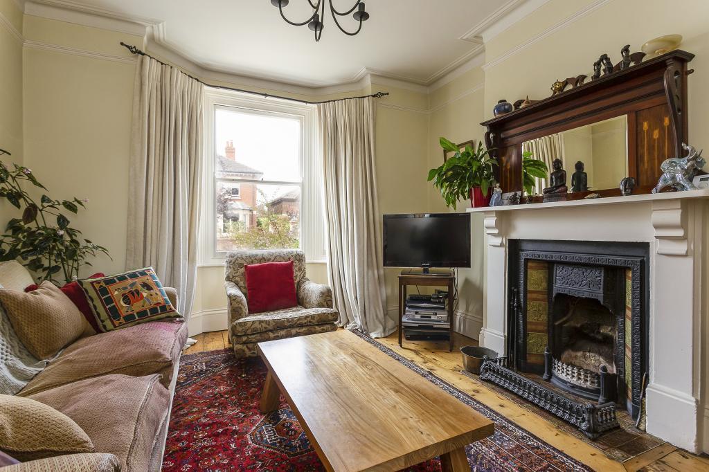 71 Copt Elm Road 306088 (5).jpg