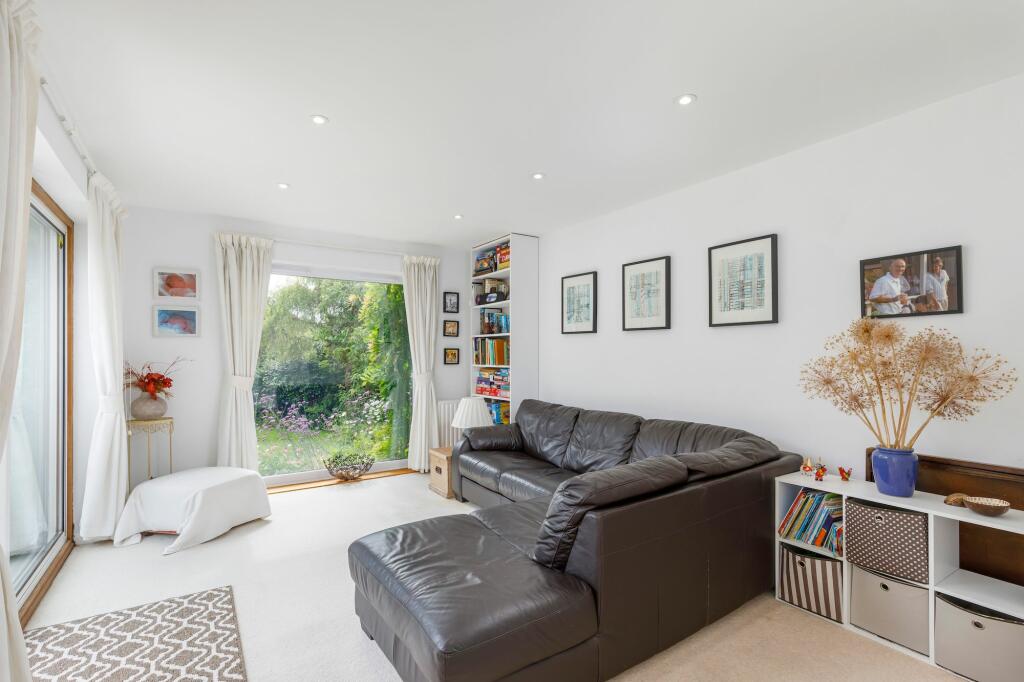 Garden room