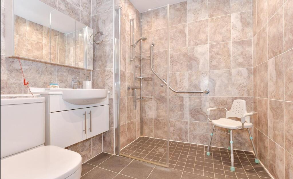 En Suite.jpeg
