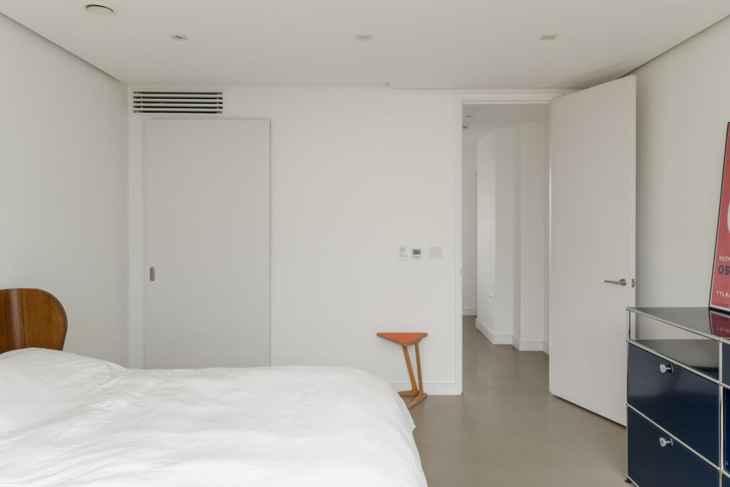 311250 - 20250915-TMH-PENTONVILLE-RD_66-24_HI_R...