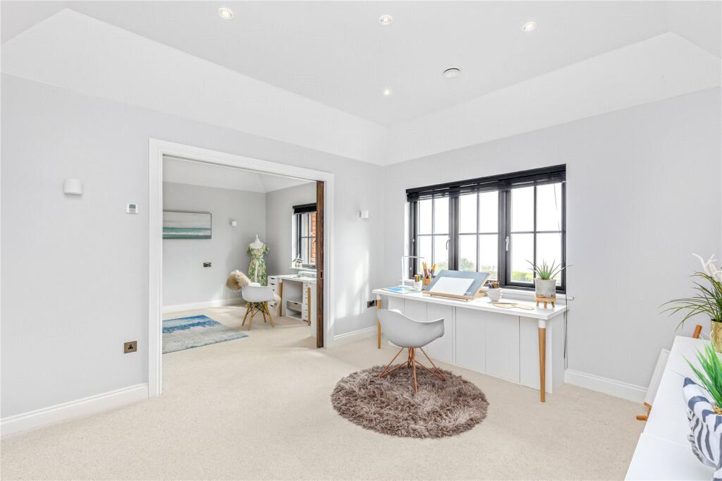 Connecting Bedroom