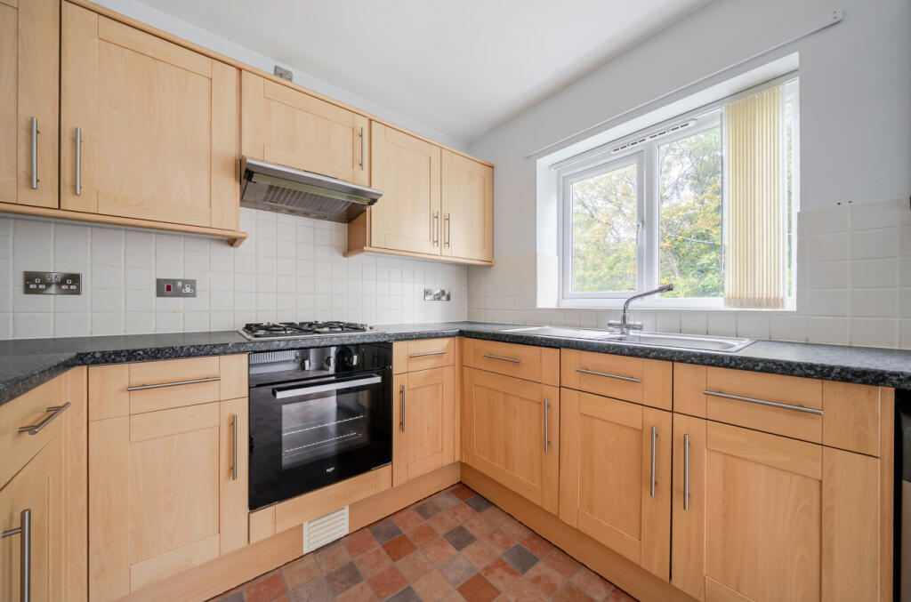 1373342-9-6901e68...