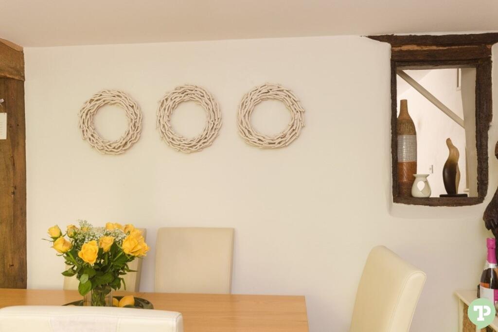 Lifestyle dining room