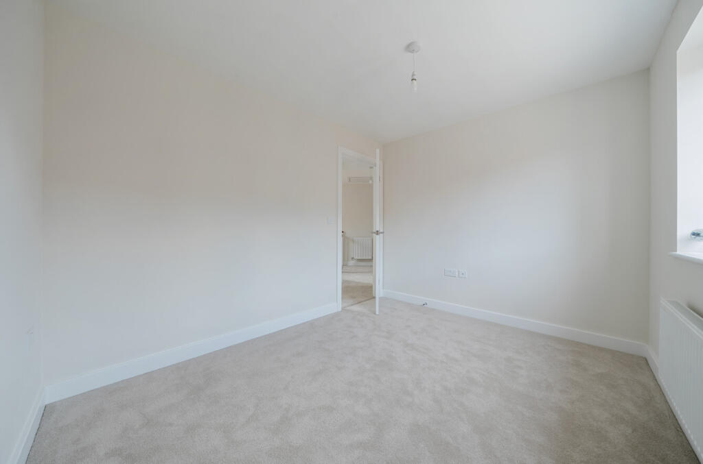 33-681b772f0bb77-...