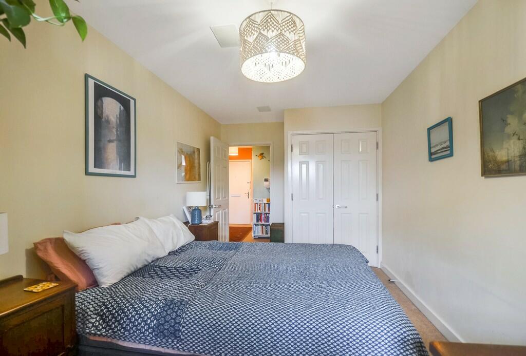 Bed 1_Pic_ (3)