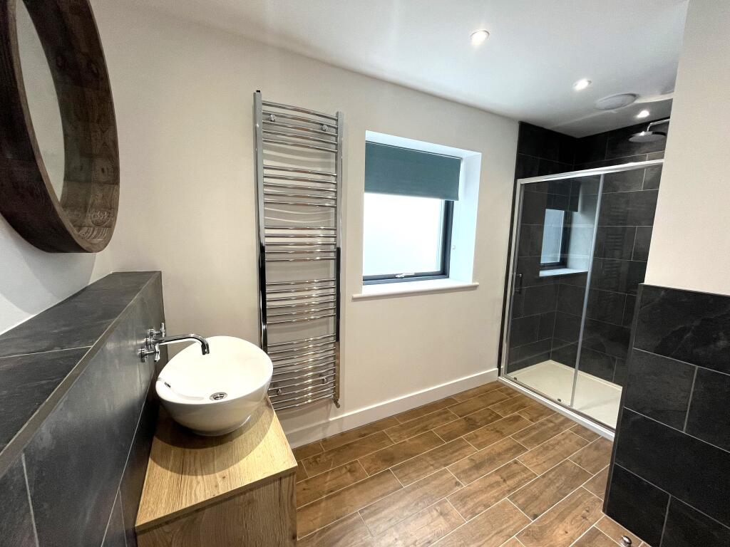 En-suite Bathroom