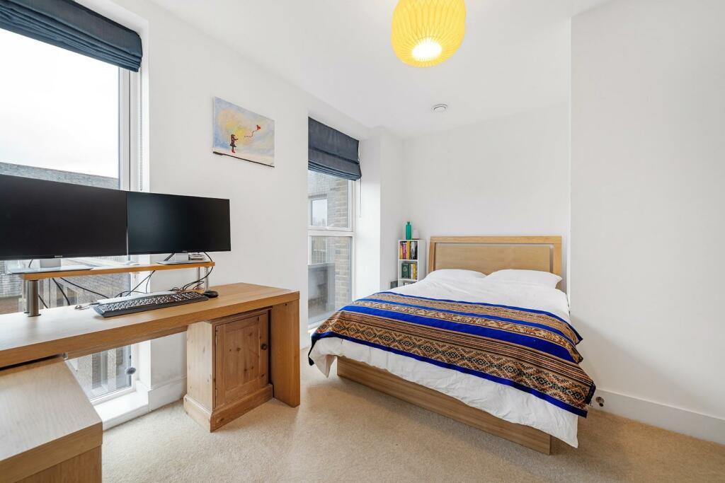 Bedroom 2.JPG
