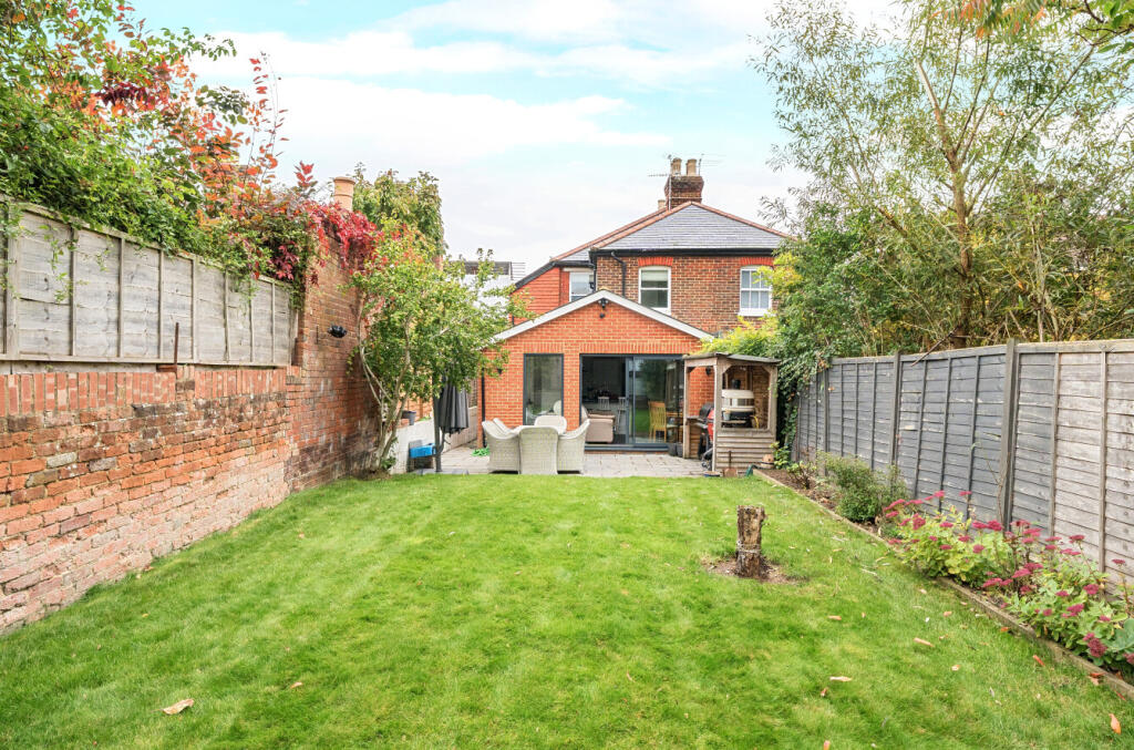 1362164-7-68de6f1...