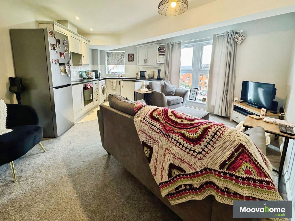 Celsus Grove, Swindon, SN1 4GS