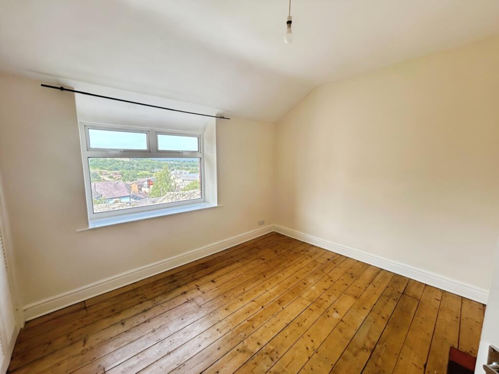 pbox-bedroom-303854.jpg