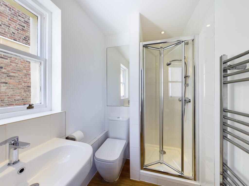 CAM00560P1-PR0102-STILL04