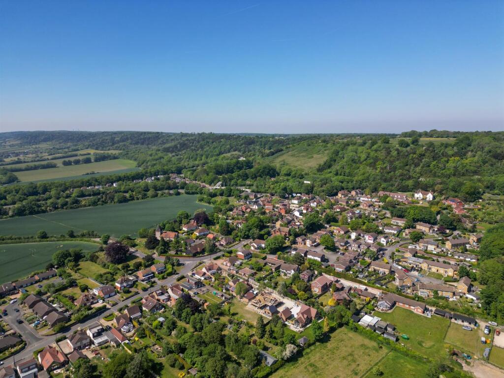 Tithe Barn Detling1.jpg