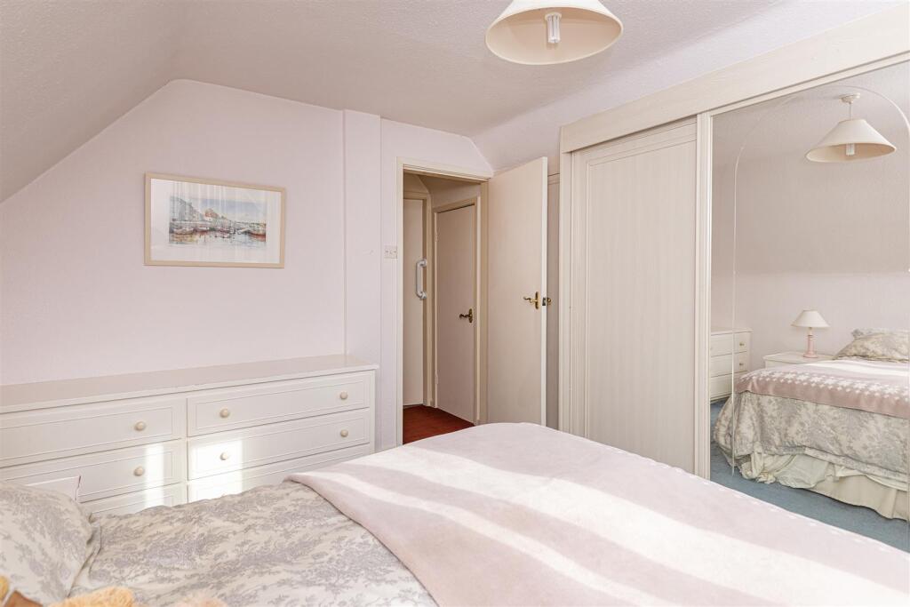 Bramleys Estate Agents - Beagle Avenue - Beaumont 