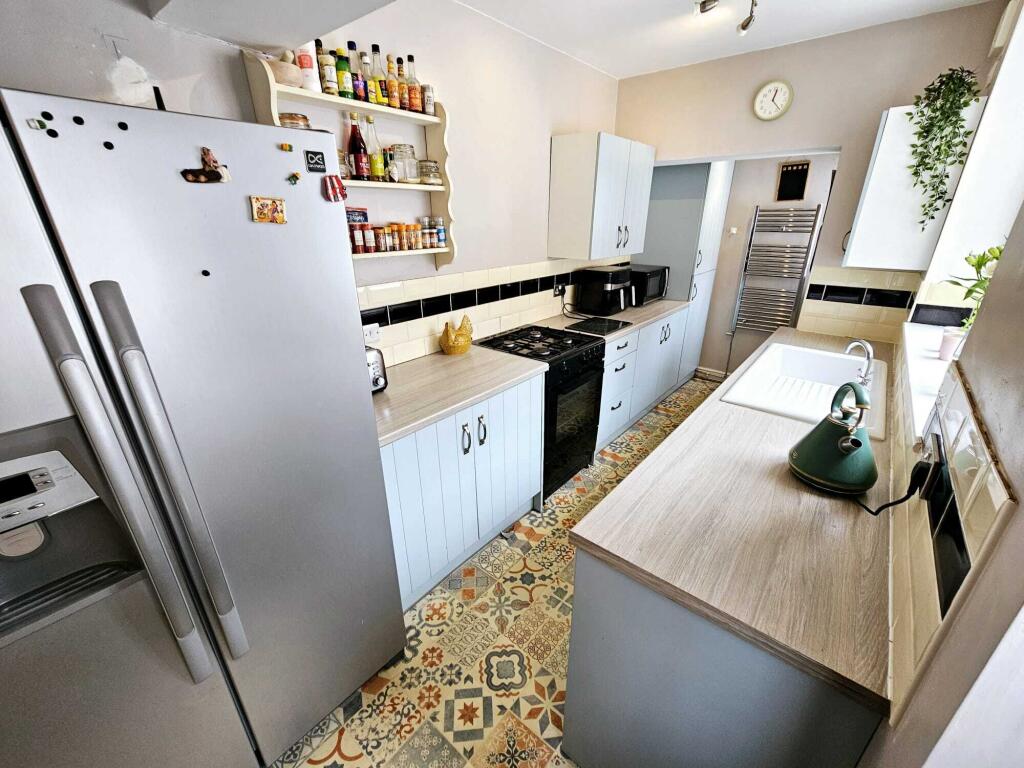 dff65ec2-cc2e-41f9-85d3-10b597b61233