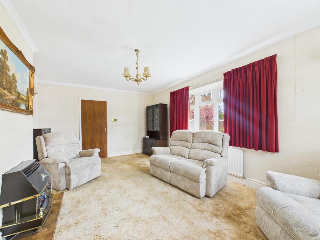 Spacious Living Room