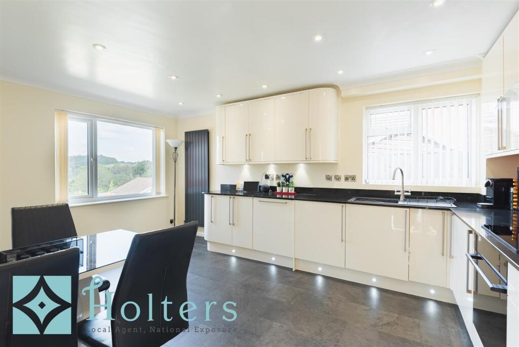70 Rocke's Meadow, Knighton-16.jpg