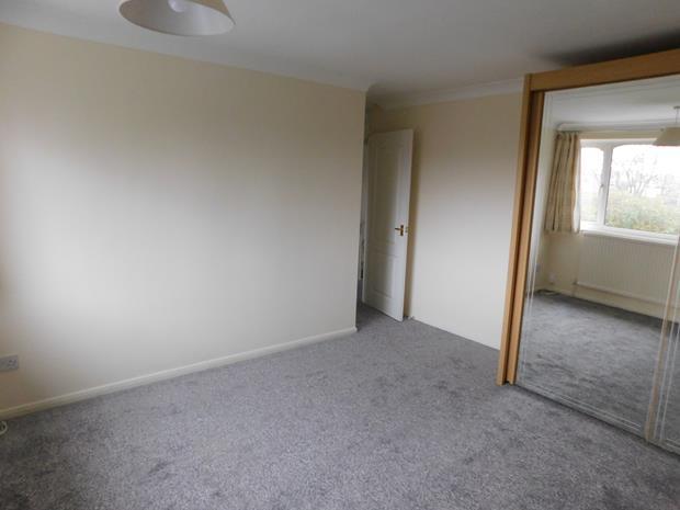 14SmithfieldPlaceMainbed2