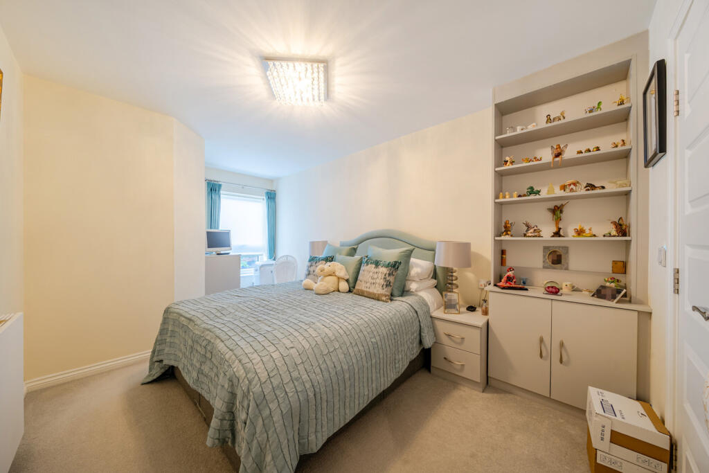 1382852-19-691c76...