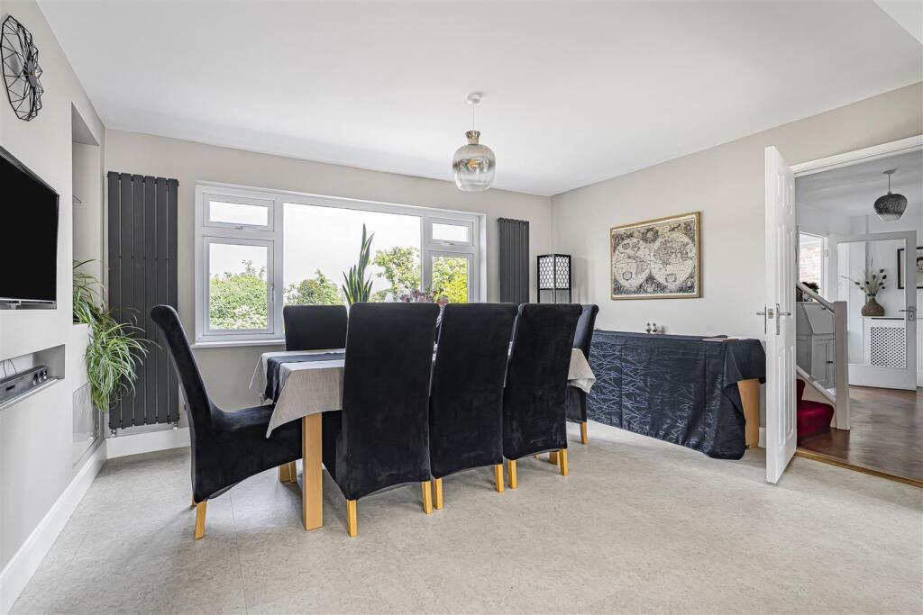 Langleys, 6 Deans Row, Gayton