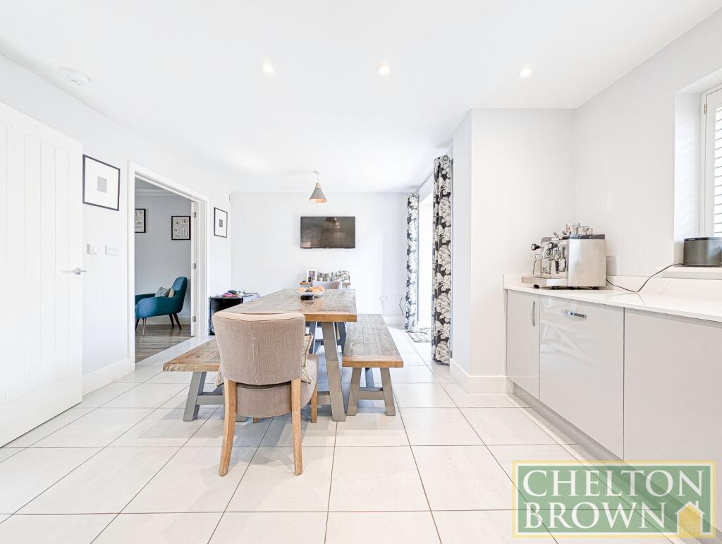 Kitchen &amp; Diner