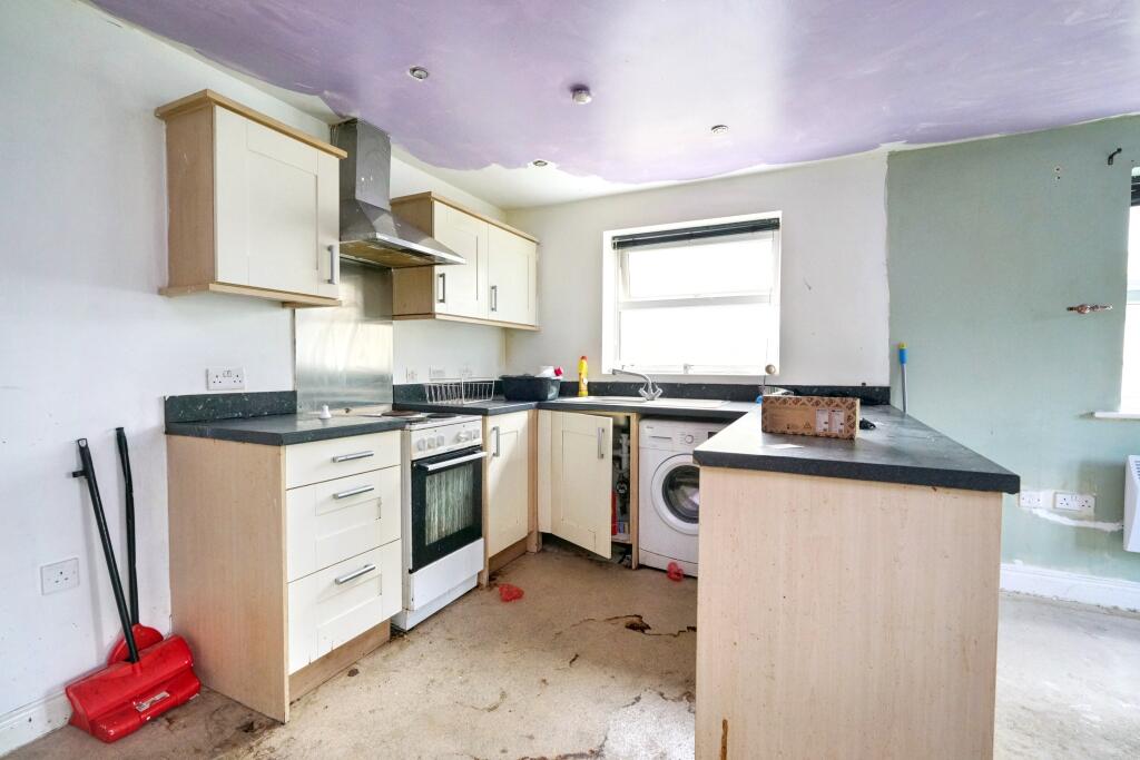 25 Peckerdale Gardens, Spondon, Derby, DE21 7SX