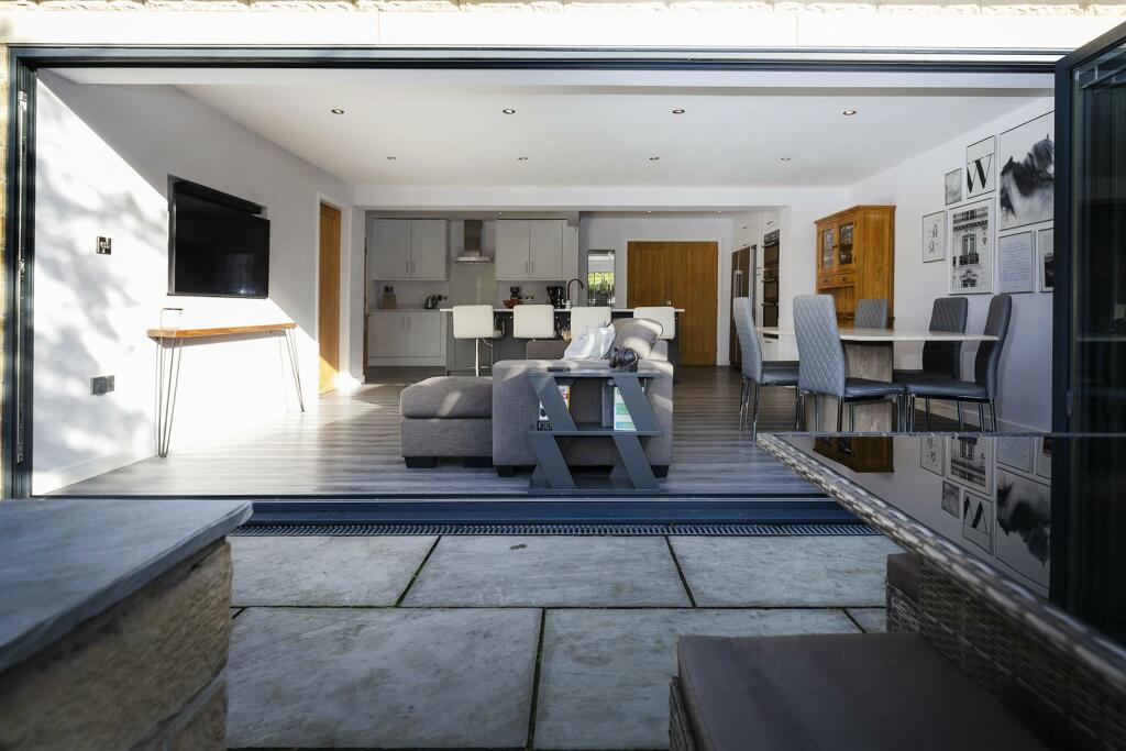Bramleys Estate Agents - Chadwick Hall Gardens - M