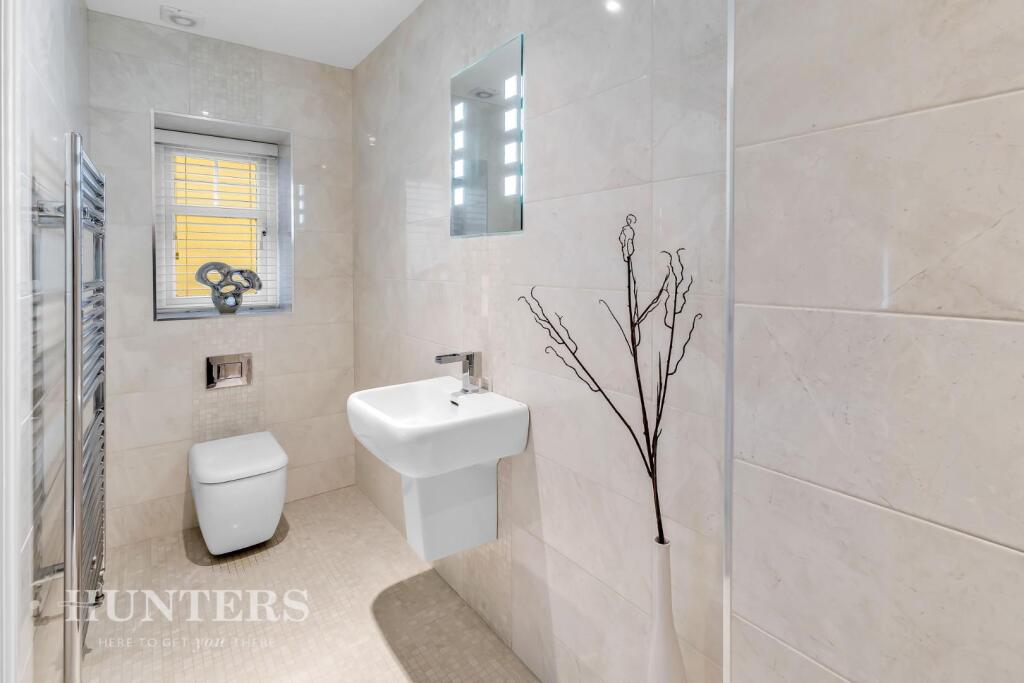 En-Suite To Bedroom 2
