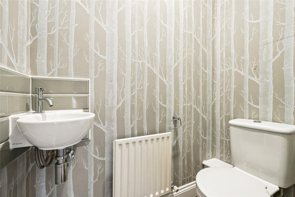 Guest Cloakroom
