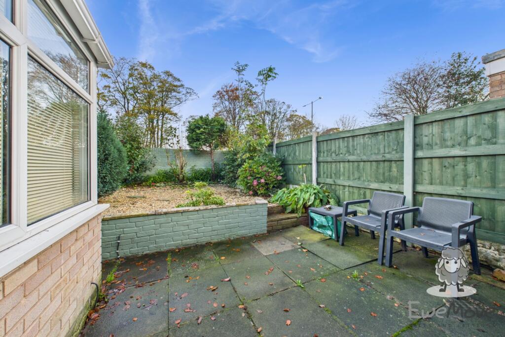 EweMove - Sutton Park Drive - 15