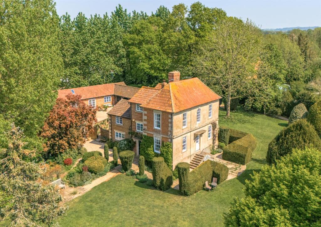 1284773 (14)c-001.jpg