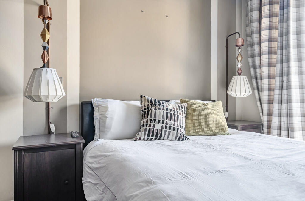 1315753-15-686d53...