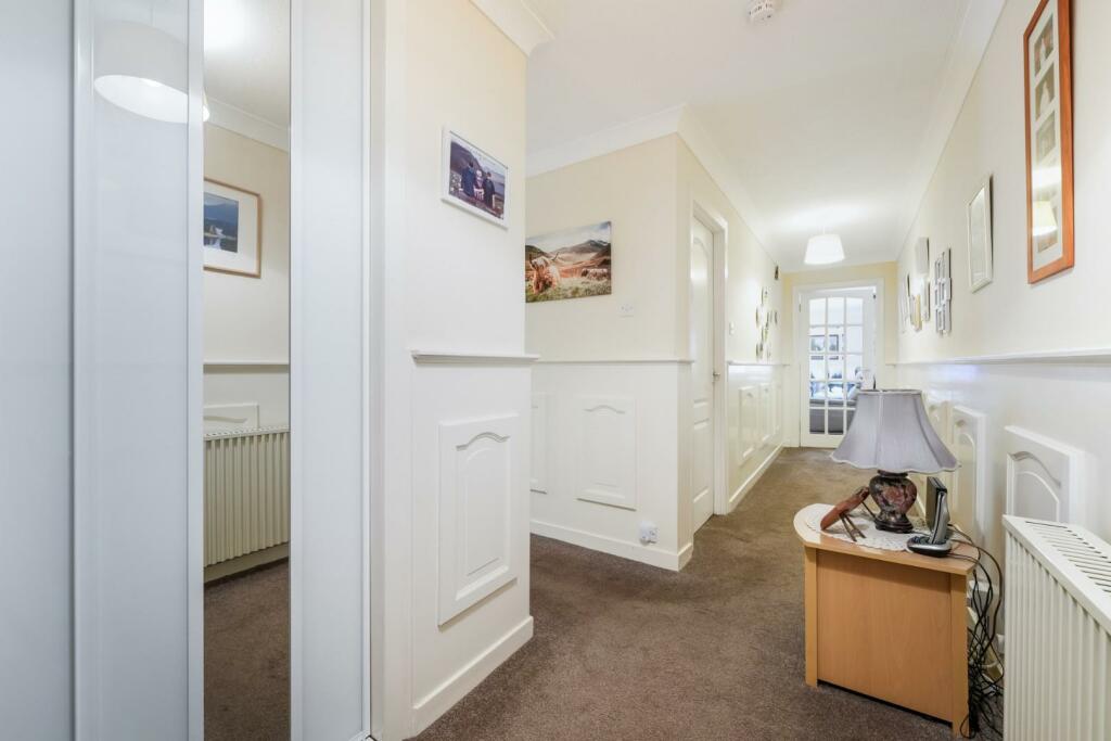 1d kirklands, largs 00008.jpg