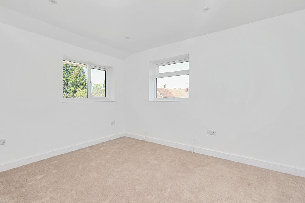 276a Beaulieu Gar...