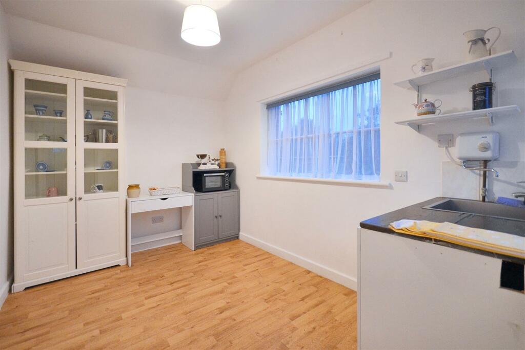 Annexe Kitchen/Dining Room