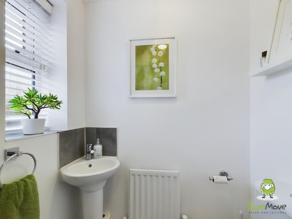 CAM03778G0-PR0143-STILL012