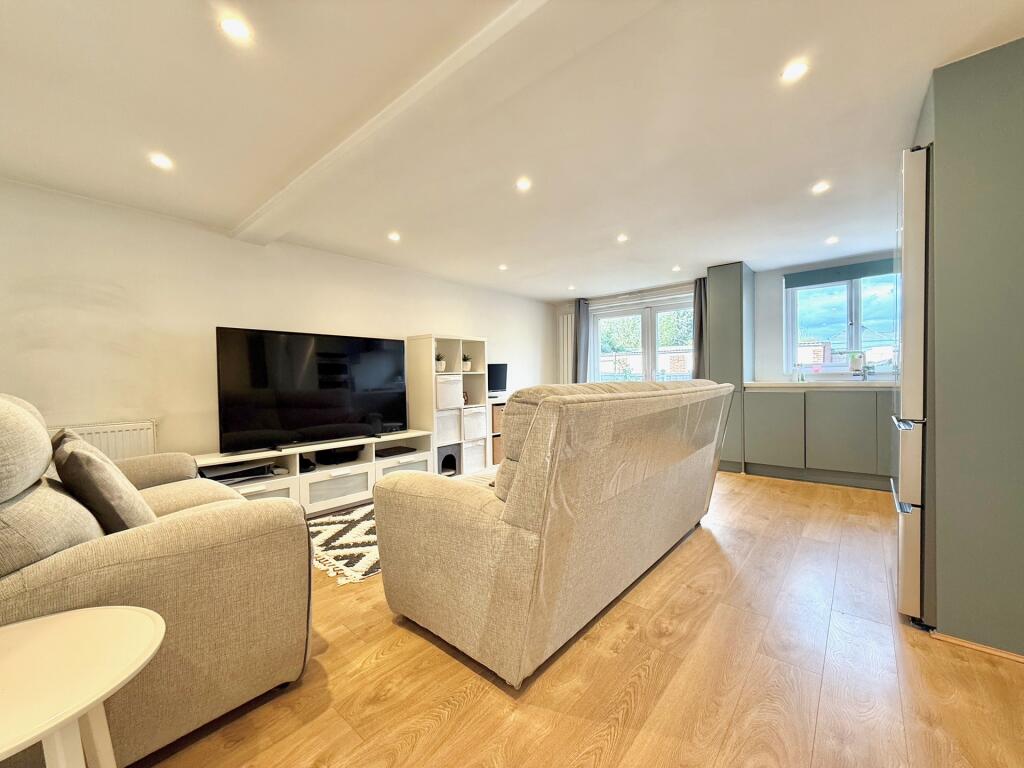 Living/Dining Room