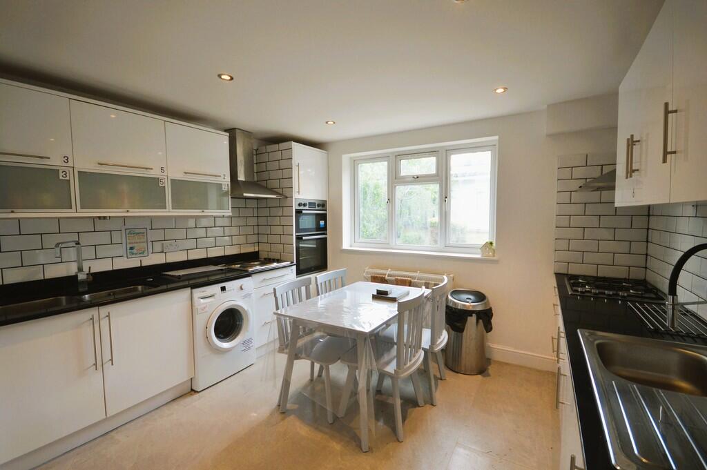 Shared Kitchen 