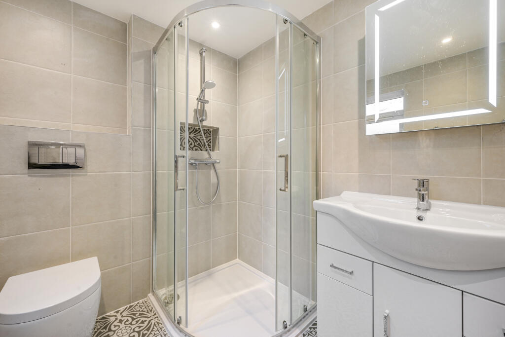 Flat 2 Victoria Hous