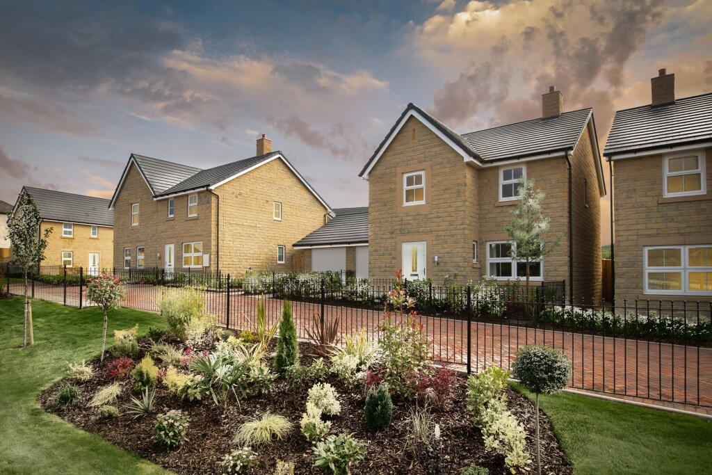 External street scene at Brun Lea Heights