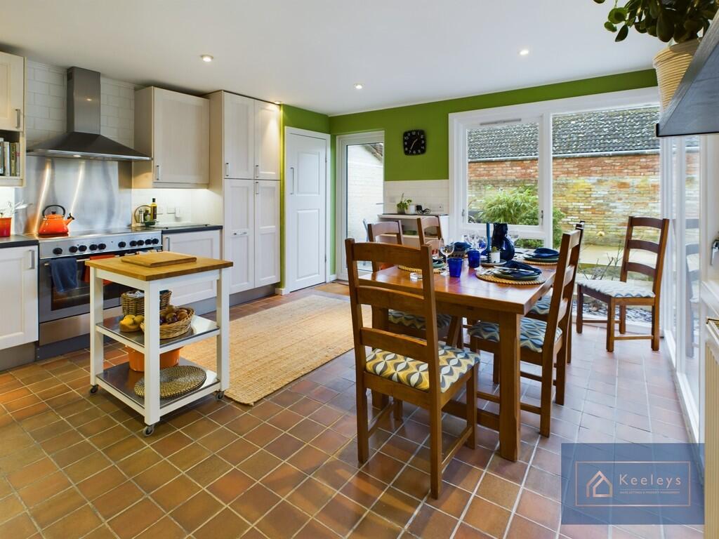 Kitchen/Dining ro...