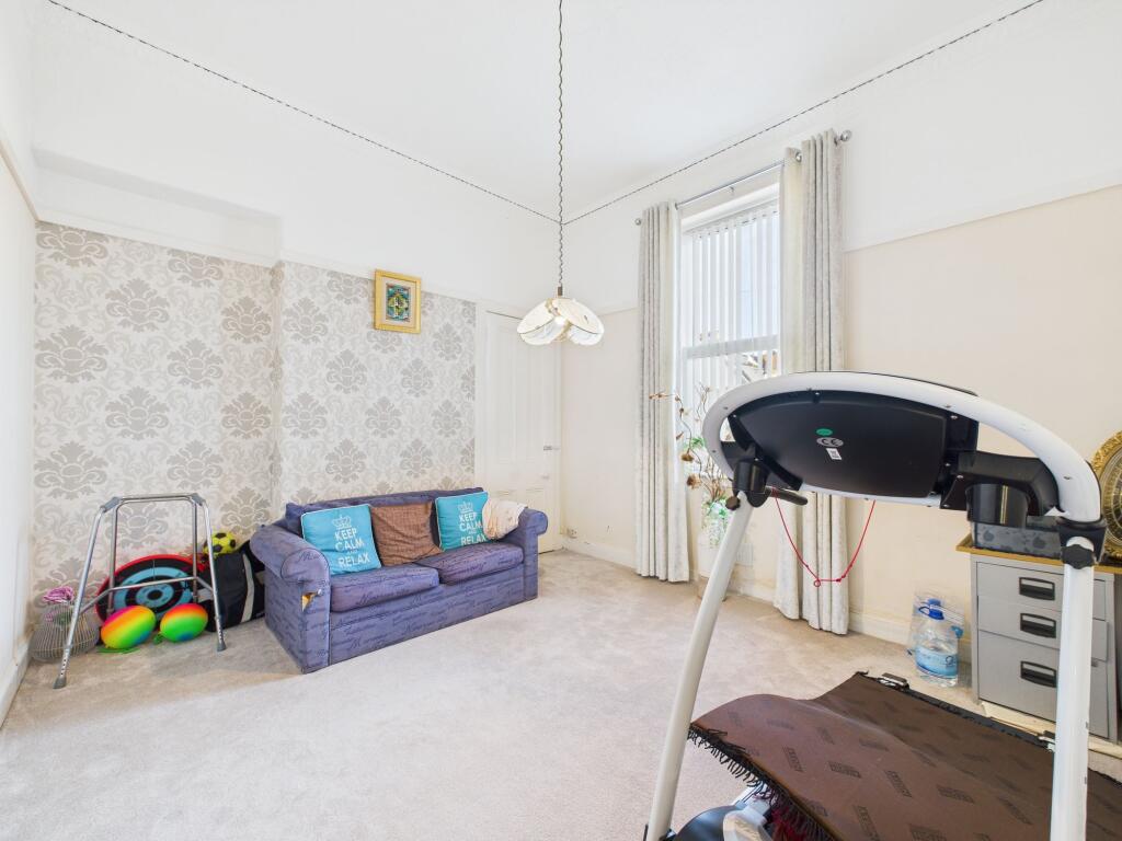 Family Room/Bedroom 5