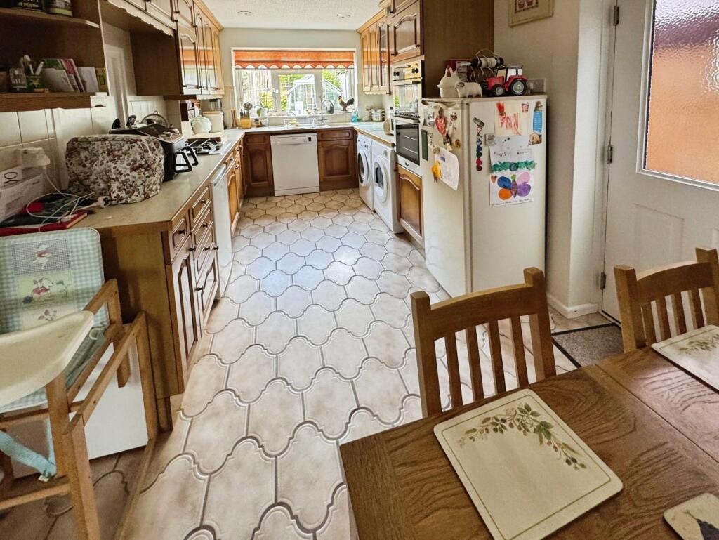 Breakfast Kitchen.jpg