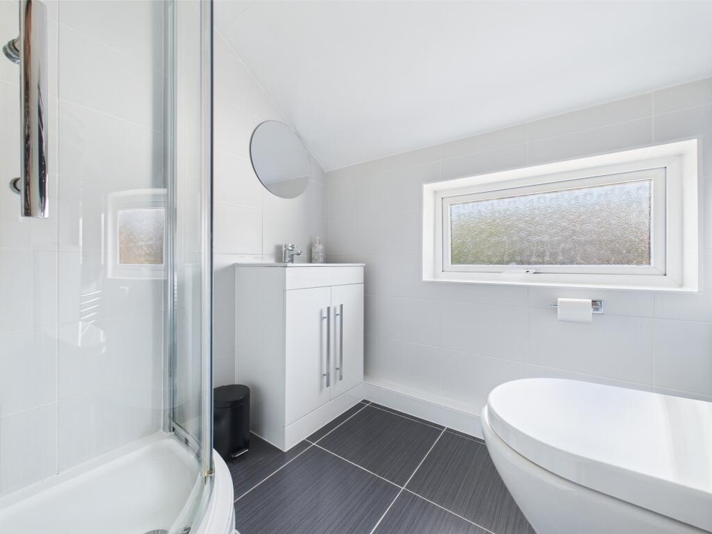 CAM05192G0-PR0070-STILL034